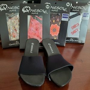 OneSole Sandals and 4 extra pairs of toppers
